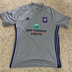 Anderlecht soccer jersey size medium perfect condition.